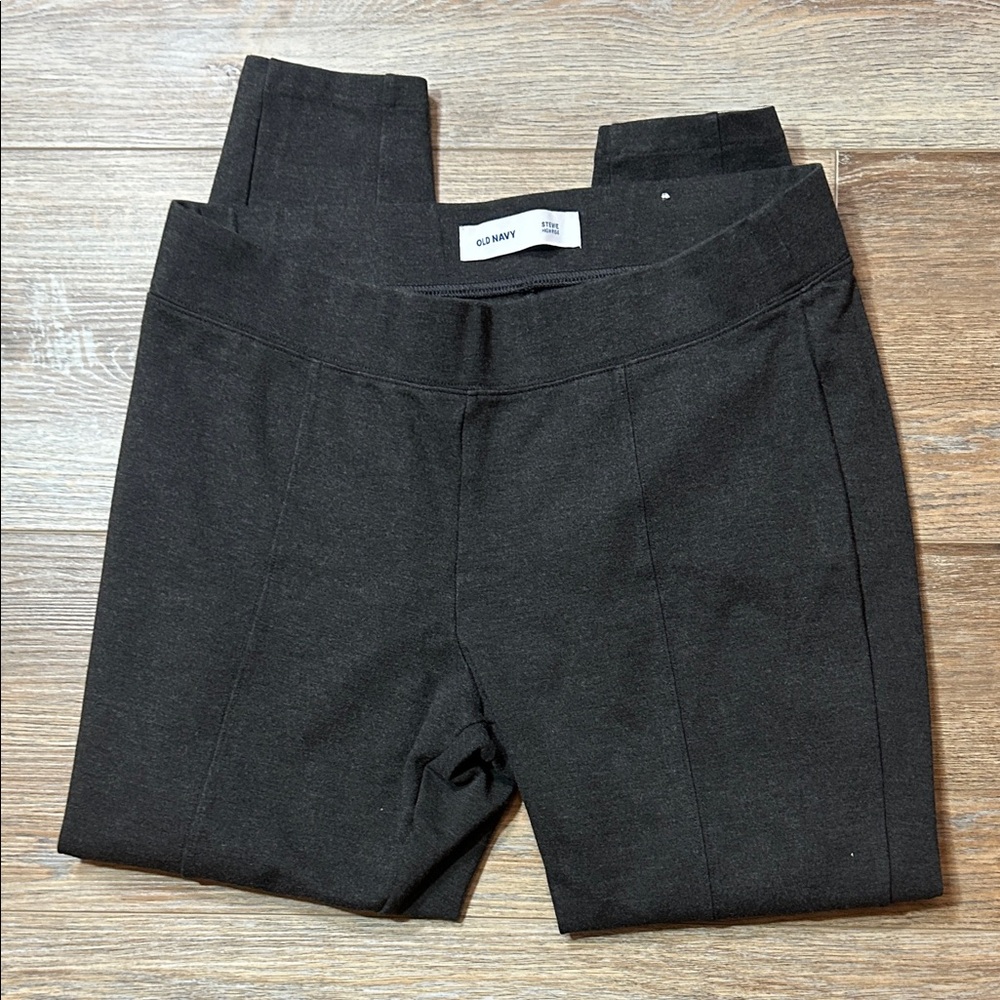 Old Navy Gray Yoga Pants Leggings for Women. Size L